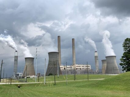 Plant Bowen Adds 1,482 MW of Gas Backed by Record US$26.5 Billion Energy Department Loan