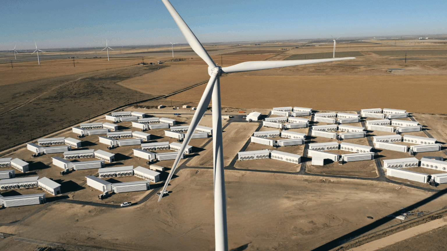 Soluna Secures 397 Acres for 300 MW Project Dorothy 3 AI Campus in Texas