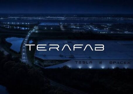 SpaceX, Tesla Commit $16.8B to Terafab Chip Factory in Texas