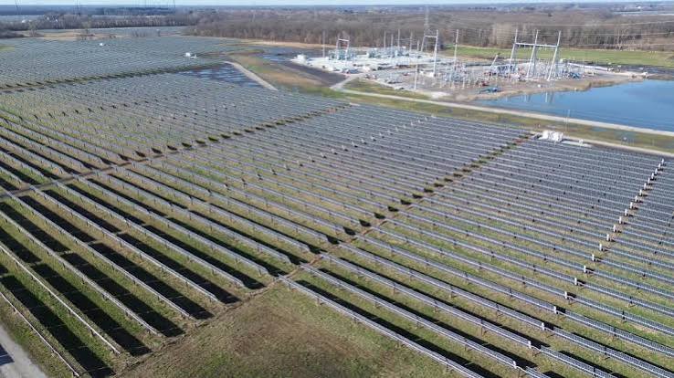 Google, MN8 Energy and Eos are developing a $350M West Virginia solar and battery project with 86 MW of solar and 380 MWh of storage.
