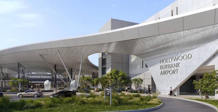 Hollywood Burbank Airport ran a mock flight through its new $1.3B terminal on Sept. 19. The 14‑gate facility opens to passengers Oct. 13.