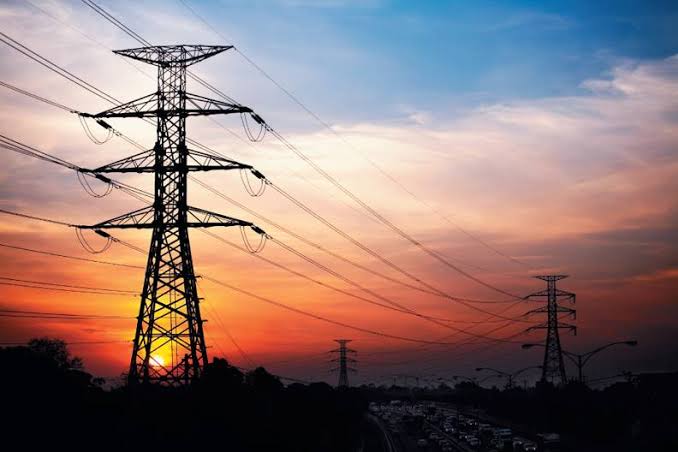 South Dakota’s PowerOn Midwest project would add 90 miles of 765-kV transmission to support rising power demand from data centers and industry.