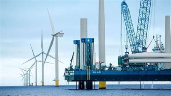 Can the US build a competitive offshore wind industry amid growing policy uncertainty?