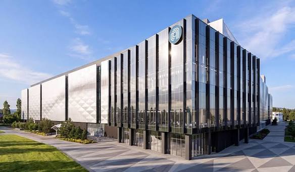 TSMC, Intel, Samsung, Micron and SK hynix join Applied Materials’ $5B EPIC Center to speed up next-generation AI chip development.